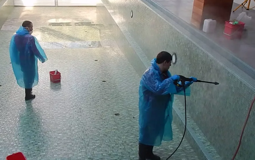 service workflow and pool maintenance